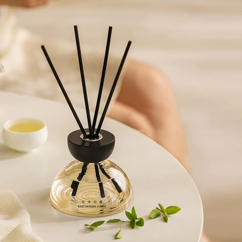 Bottiglia di diffusore di cann - Home Fragrance Jasmine recensione e prezzo