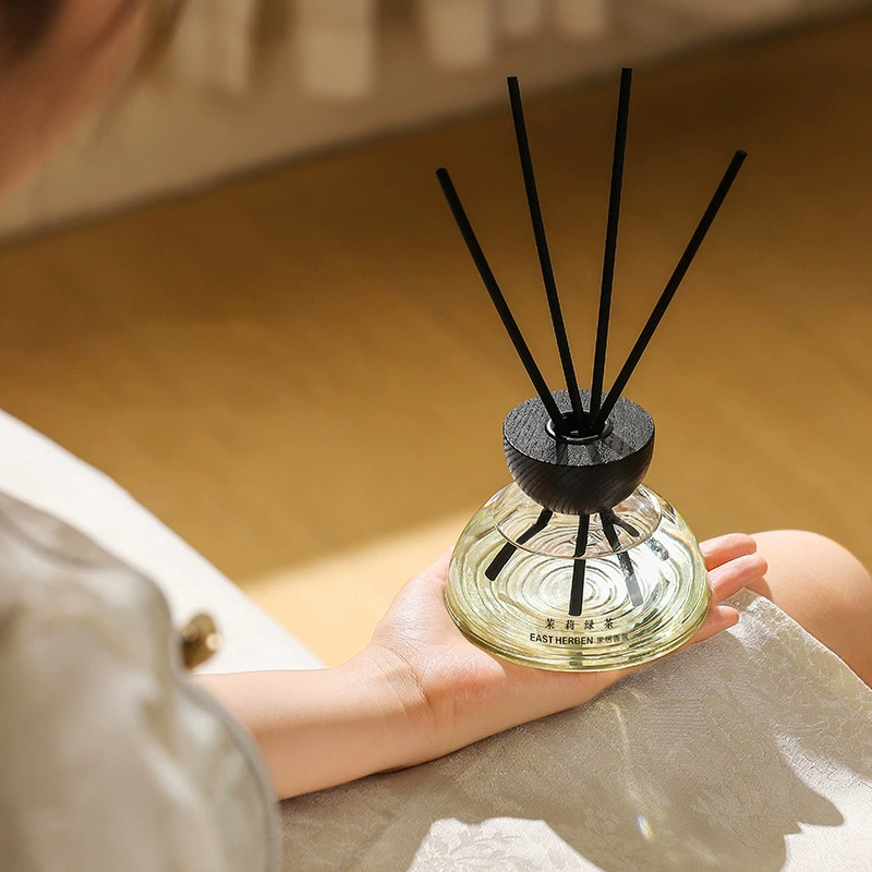 Bottiglia di diffusore di cann - Home Fragrance Jasmine recensione e prezzo